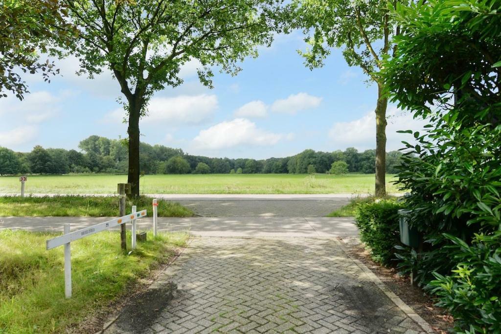 Bos En Beek Bed & Breakfast Ulvenhout Exterior foto